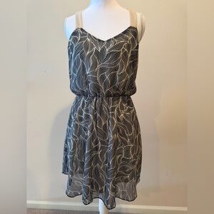 Final Touch Black and Cream Patterned Mini Sun Dress Size Small